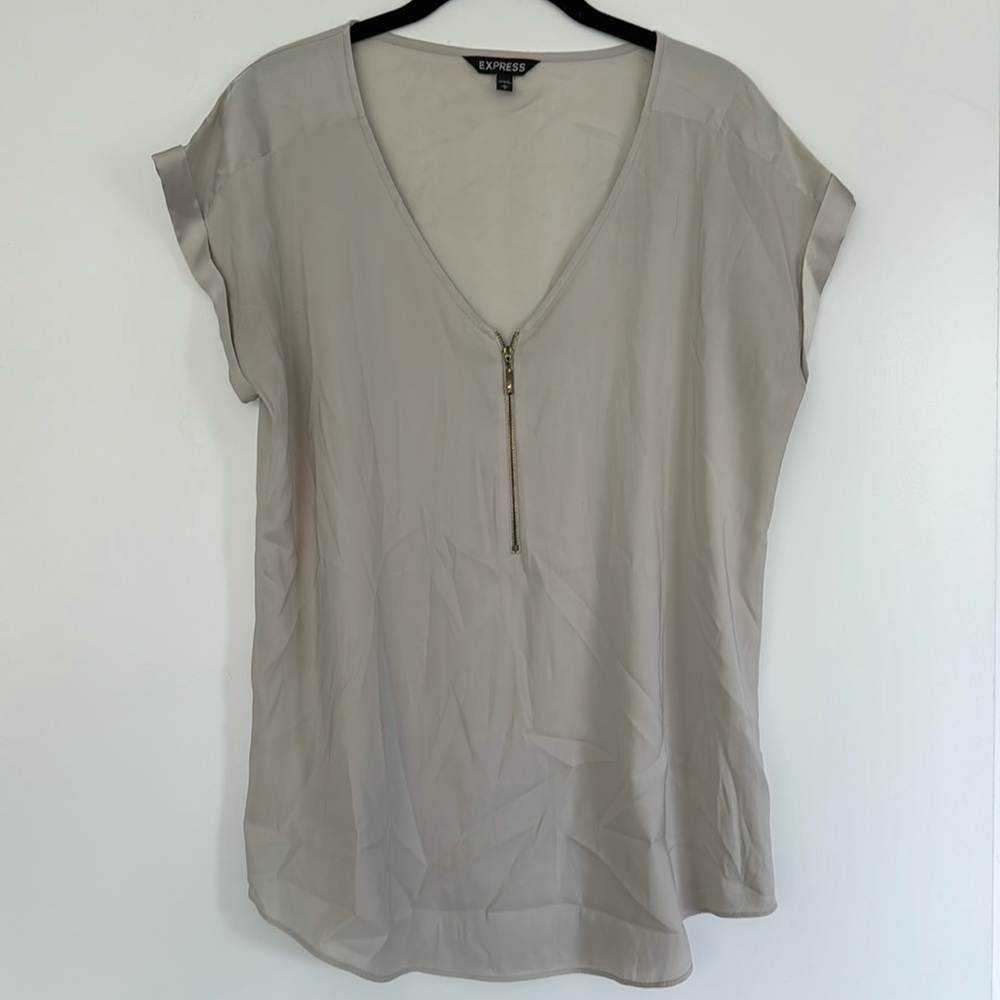 Express shirt size Large